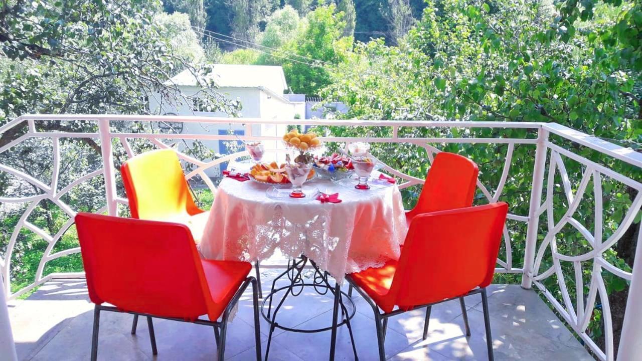 Green Garden B&B Dilidjan Extérieur photo